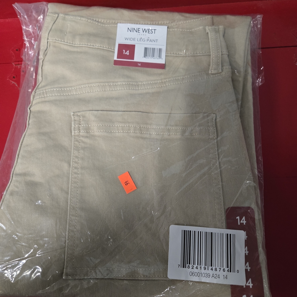 Nine West Wide Leg Pants in Beige